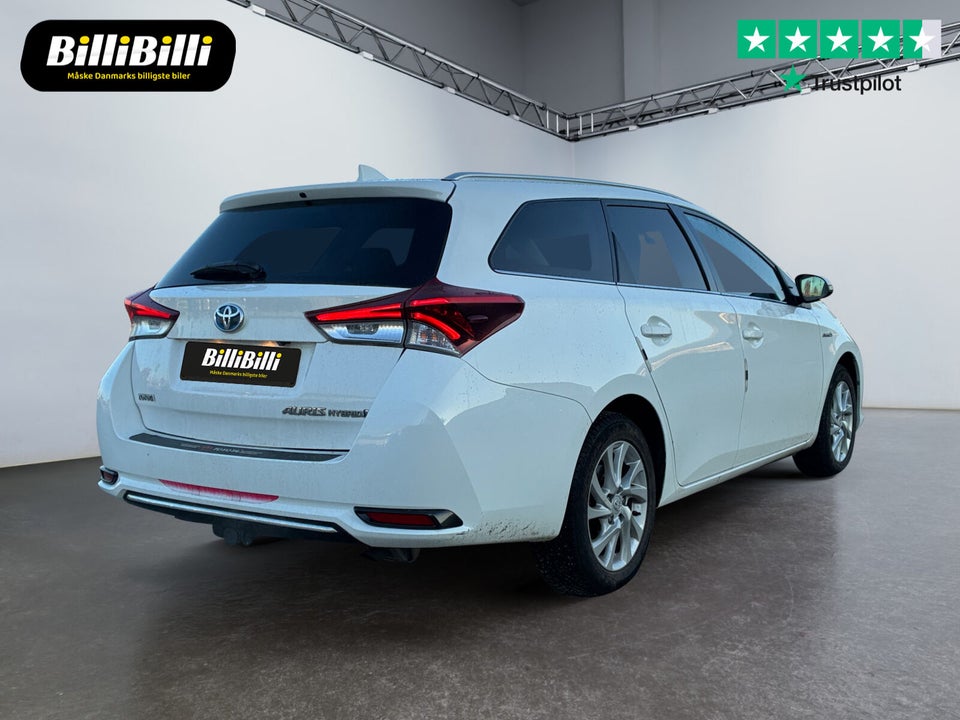Toyota Auris 1,8 Hybrid H2 Comfort Touring Sports CVT 5d