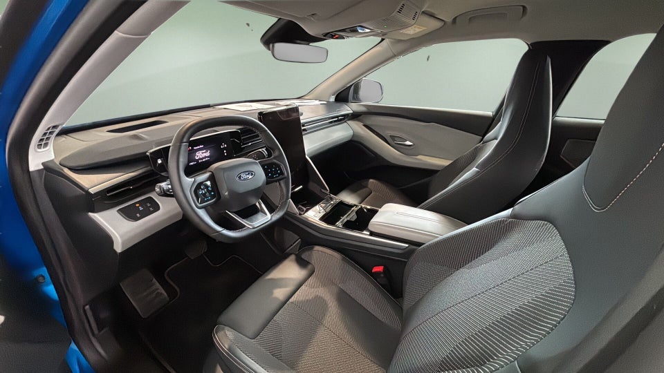 Ford Explorer 77 Select Extended Range 5d