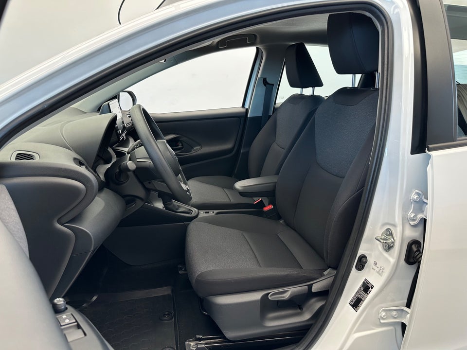 Mazda 2 1,5 Hybrid Pure CVT 5d