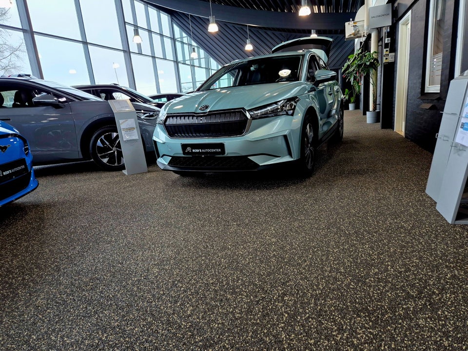 Skoda Enyaq 80 iV Loft 5d