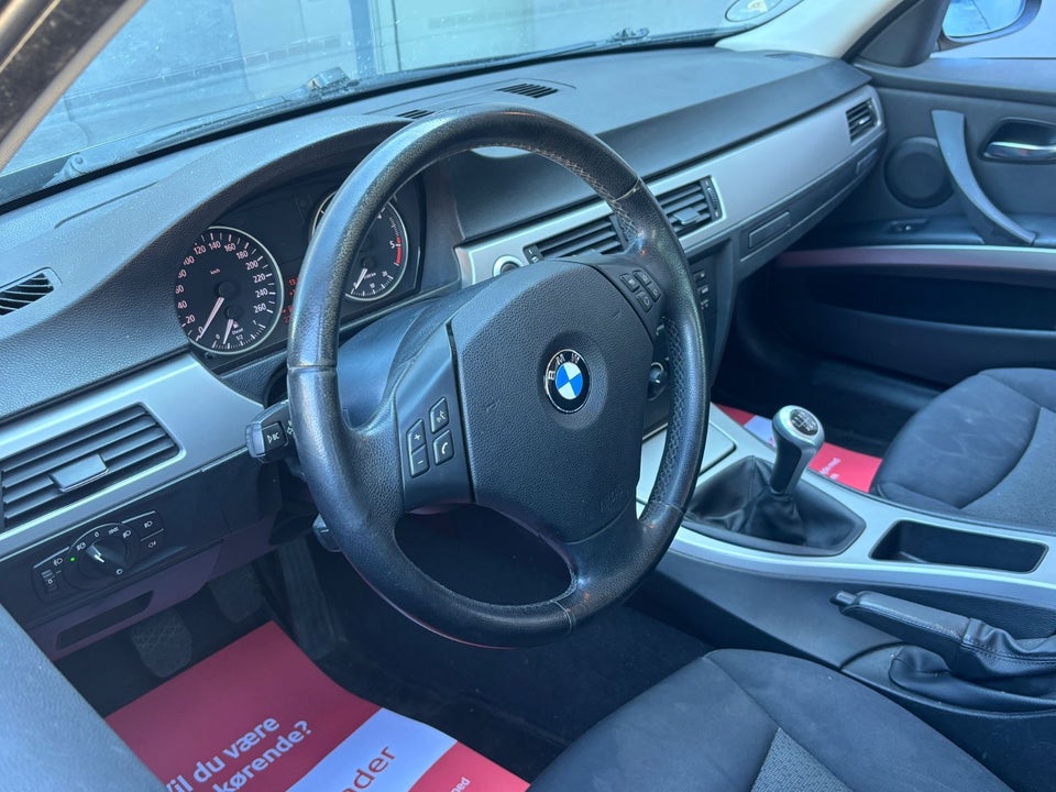 BMW 320d 2,0  4d