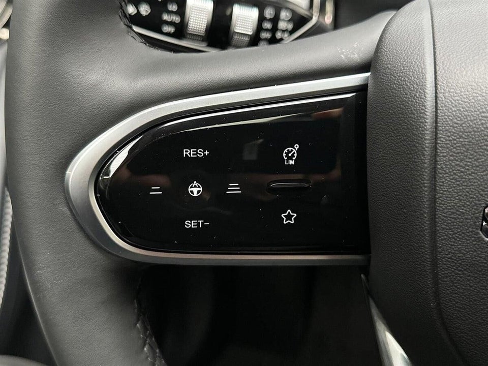 Omoda 5 EV Premium 5d