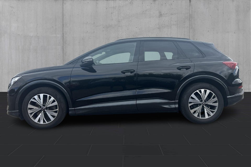 Audi Q4 e-tron 45 quattro 5d