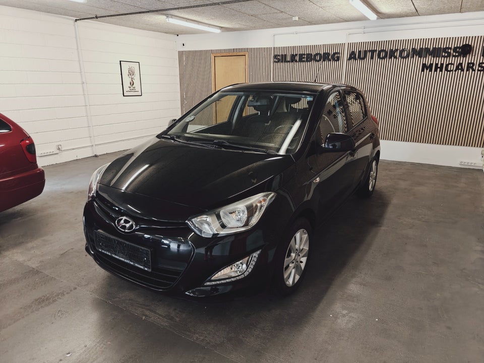 Hyundai i20 1,25 Classic XTR+ 5d