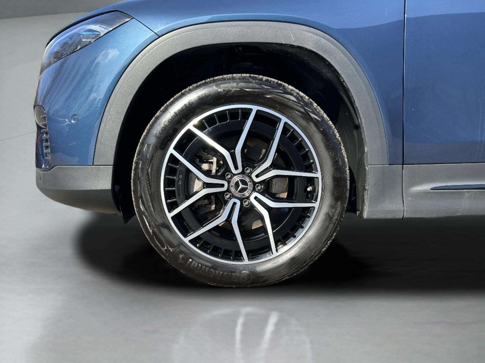 Mercedes EQB250 Progressive 5d