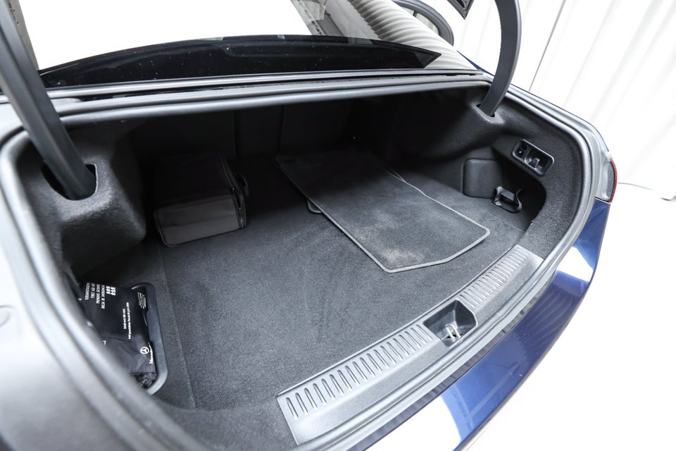 Mercedes E400 e 2,0 AMG Line aut. 4Matic 4d