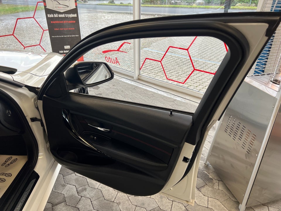 BMW 318d 2,0 Touring Sport Line aut. 5d