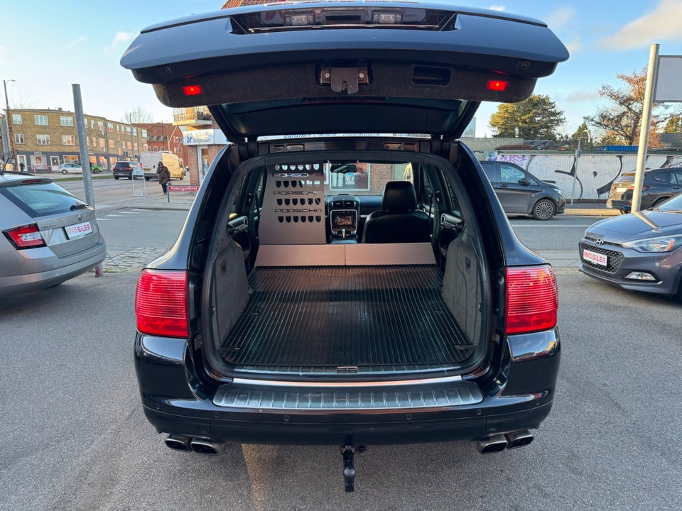 Porsche Cayenne Turbo 4,5 Tiptr. Van 5d