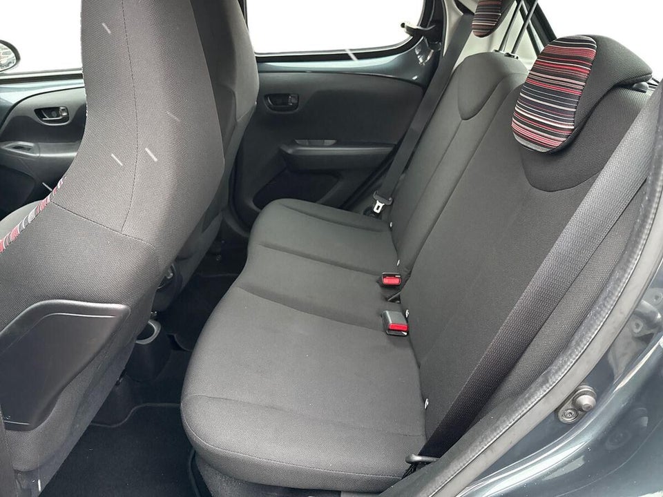 Citroën C1 1,0 VTi Shine 5d