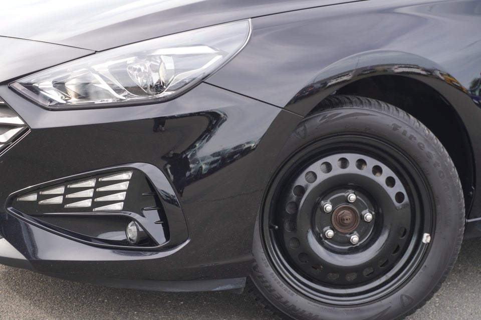 Hyundai i30 1,0 T-GDi Essential stc. DCT 5d