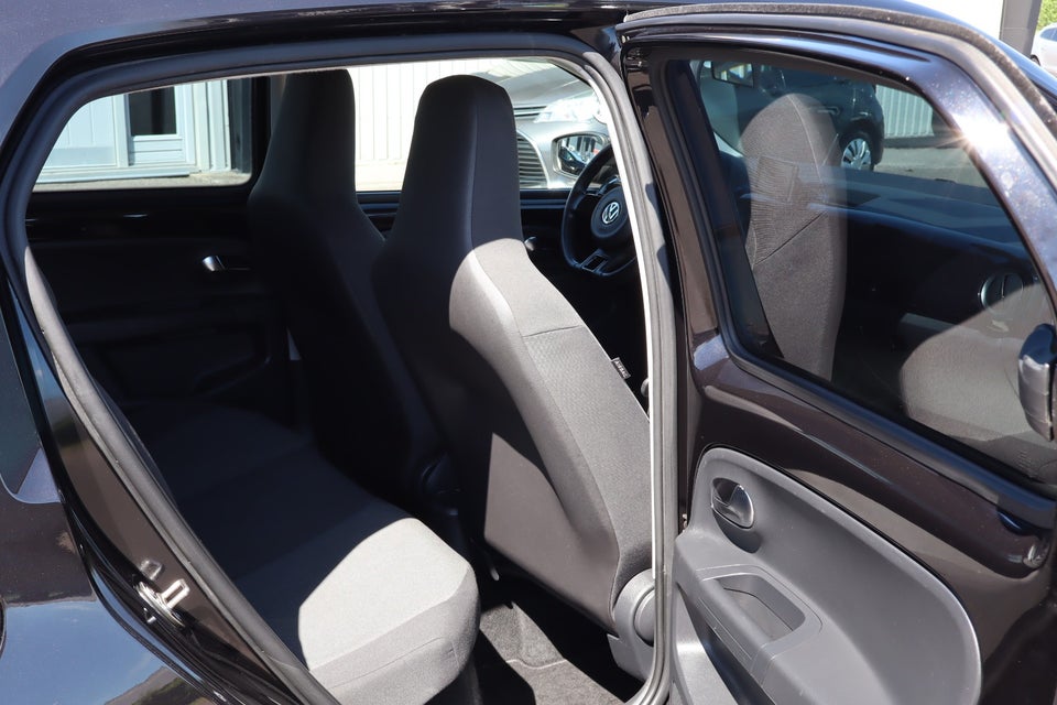 VW Up! 1,0 60 Dynamic BMT 5d