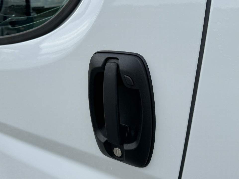 Fiat Ducato 35 Maxi 2,2 MJT 180 Chassis L3 Pro aut.