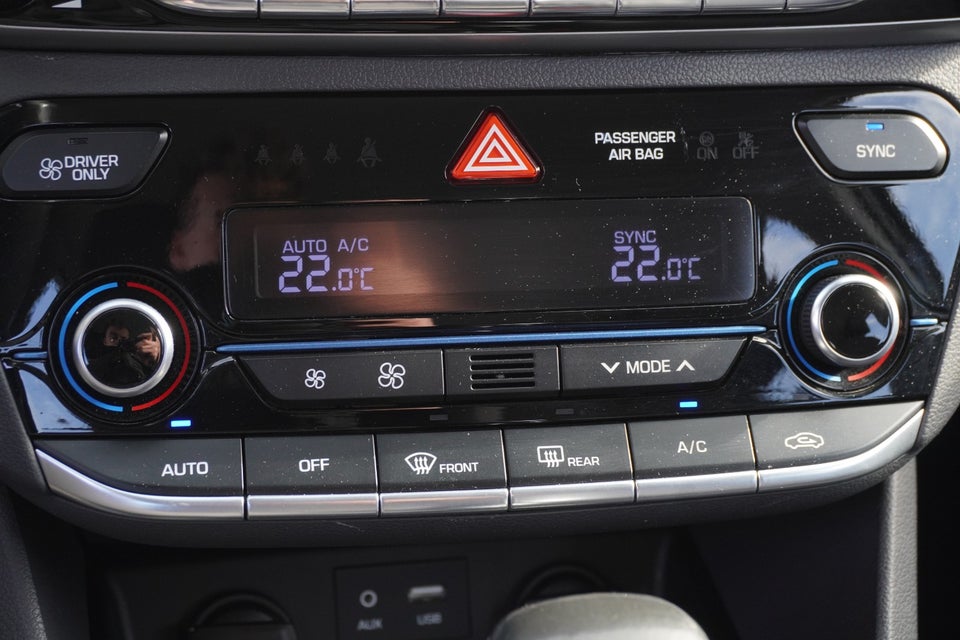 Hyundai Ioniq 1,6 HEV Premium DCT 5d