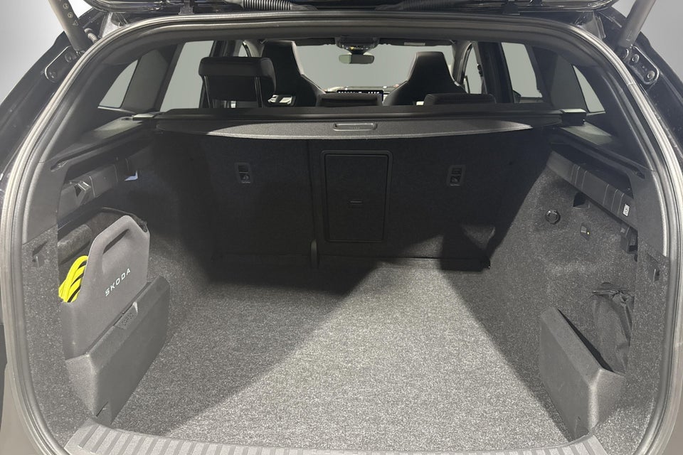 Skoda Enyaq 85x iV Sportline Maxx 5d