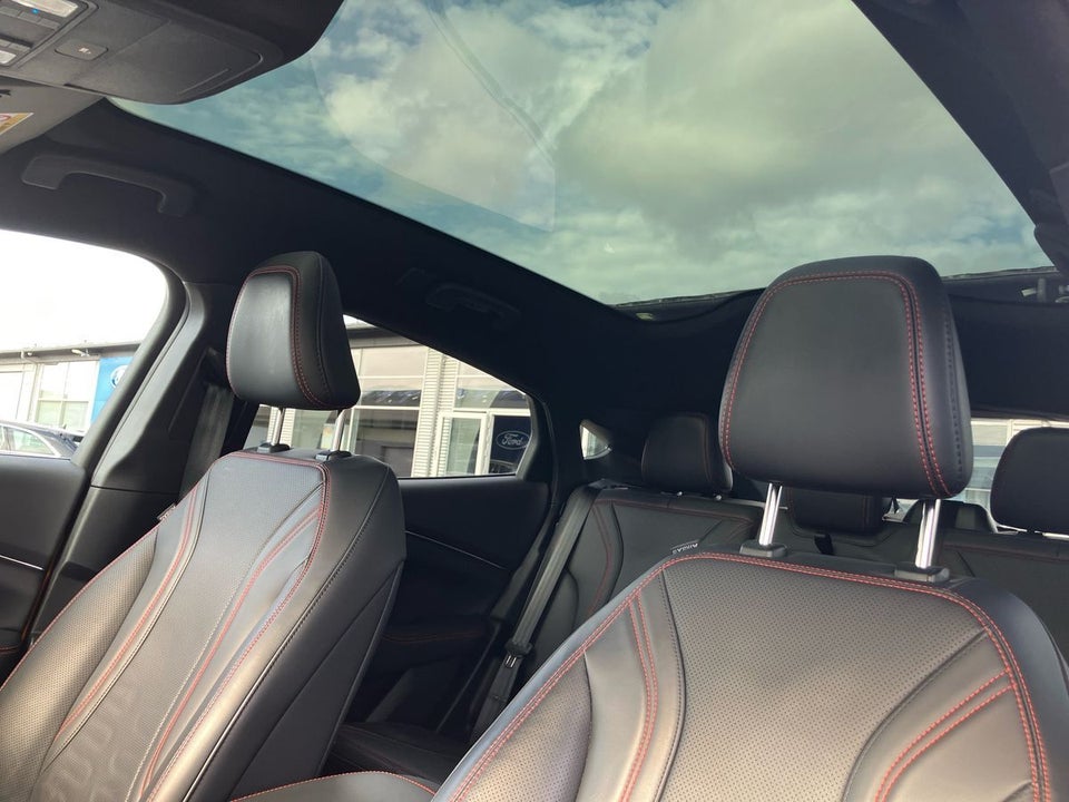 Ford Mustang Mach-E 91 Premium Extended Range AWD 5d