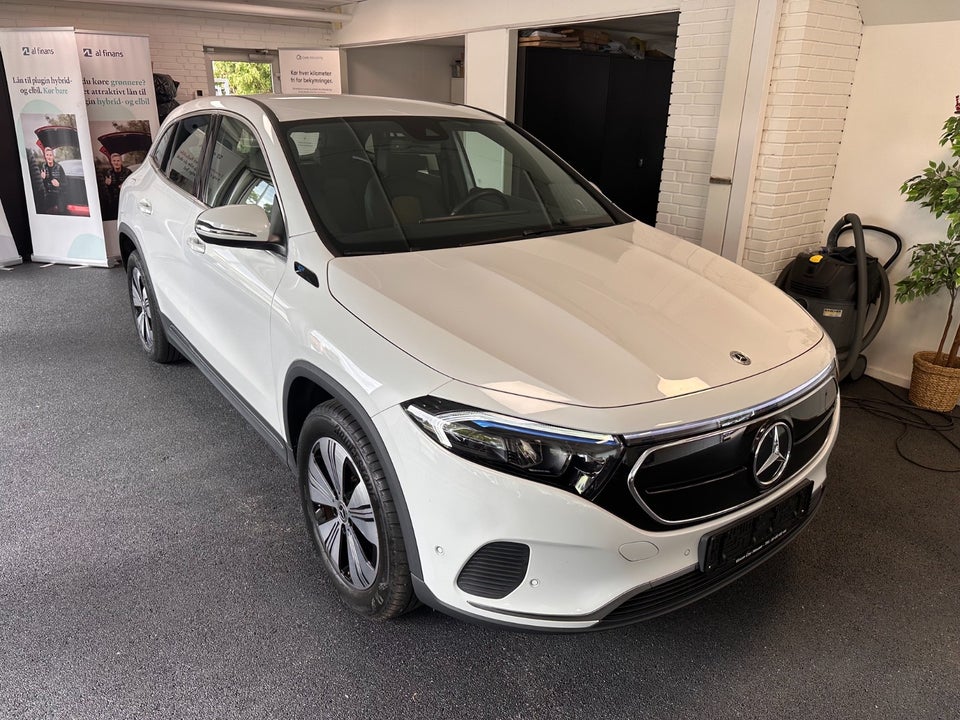 Mercedes EQA250+ Electric Art 5d