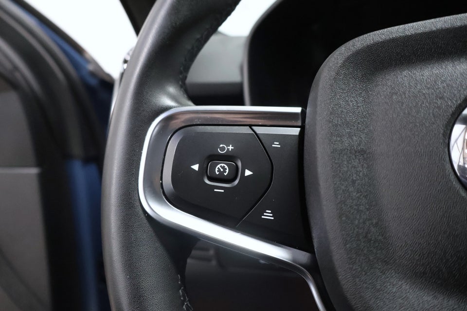 Volvo XC40 P6 ReCharge Plus 5d