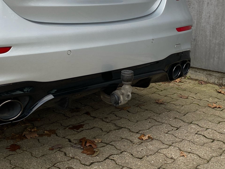 Mercedes E400 d 2,9 AMG Line aut. 4Matic 4d