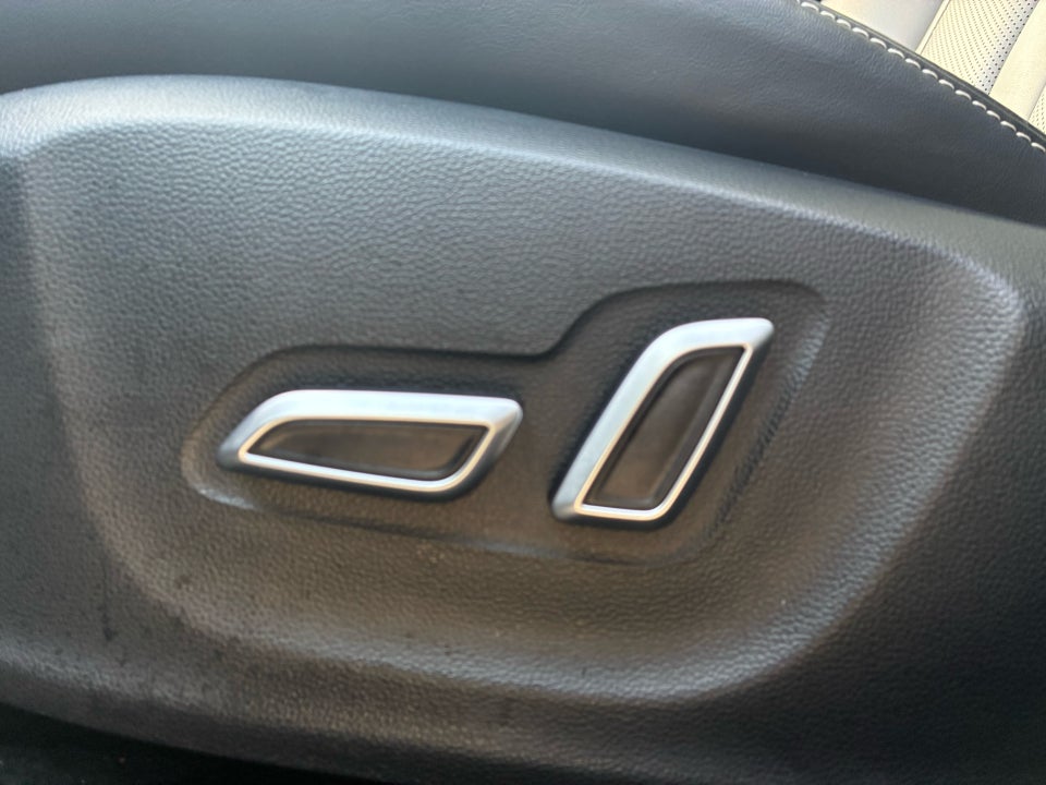 MG Marvel R Luxury 5d