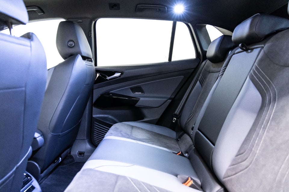 VW ID.4 77 Style 4Motion 5d