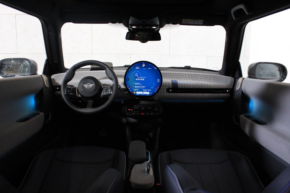 MINI Cooper SE Favoured Trim XL 3d