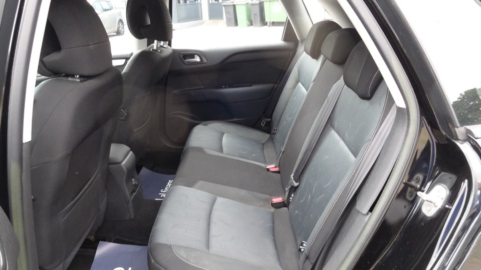 Citroën C4 1,6 e-HDi 115 Exclusive E6G 5d