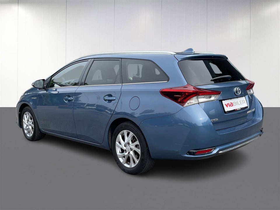 Toyota Auris 1,8 Hybrid H2 Comfort Touring Sports CVT 5d