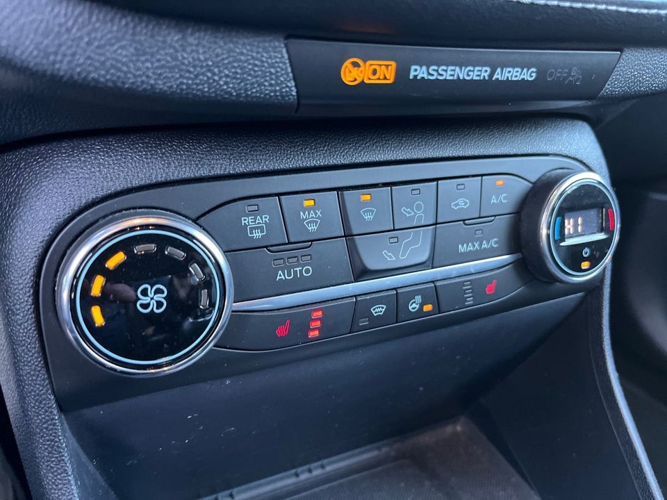 Ford Fiesta 1,0 EcoBoost mHEV Vignale 5d