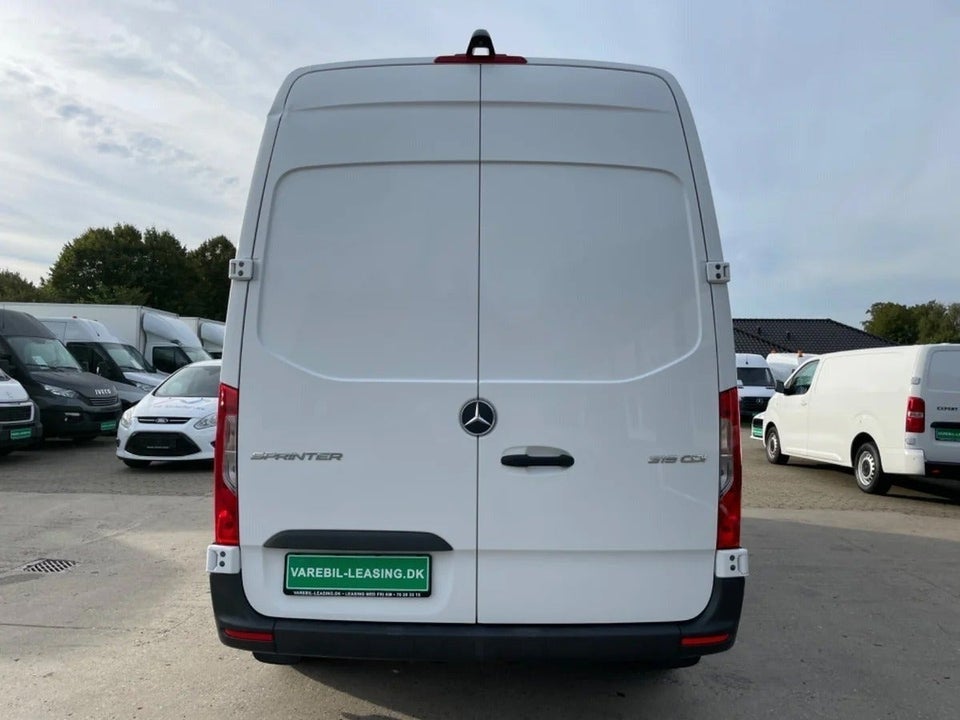 Mercedes Sprinter 319 3,0 CDi A2 Kassevogn aut. RWD