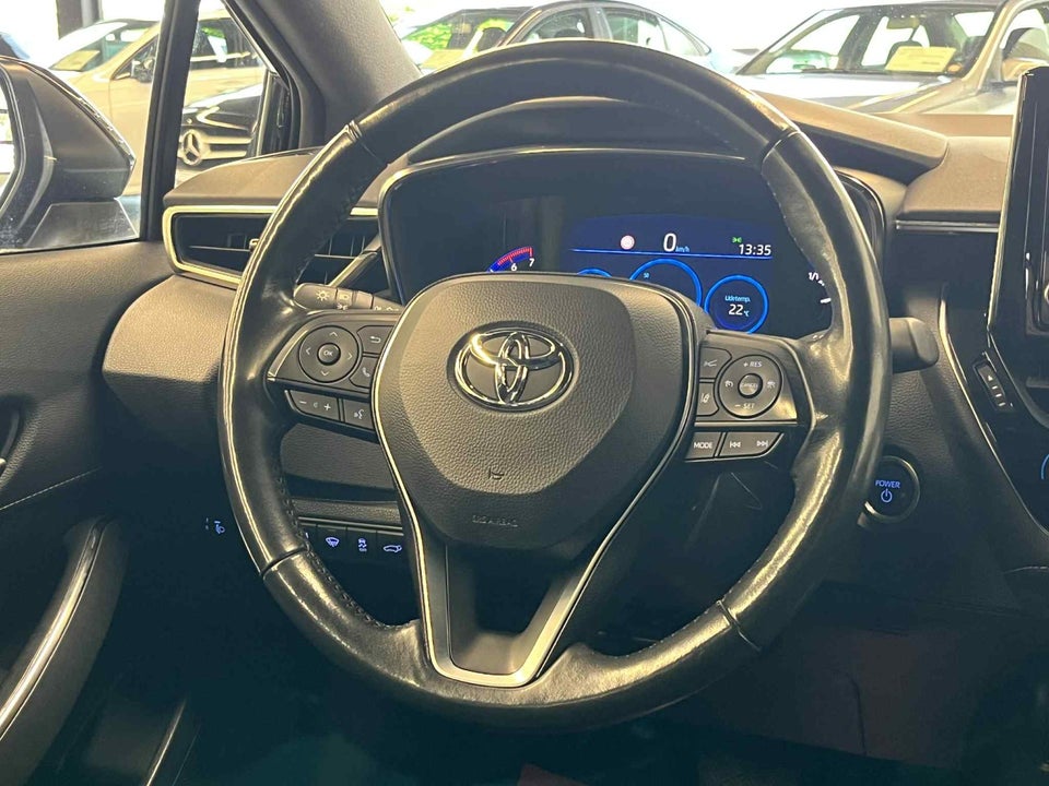 Toyota Corolla 1,8 Hybrid Active Smart Touring Sports MDS 5d