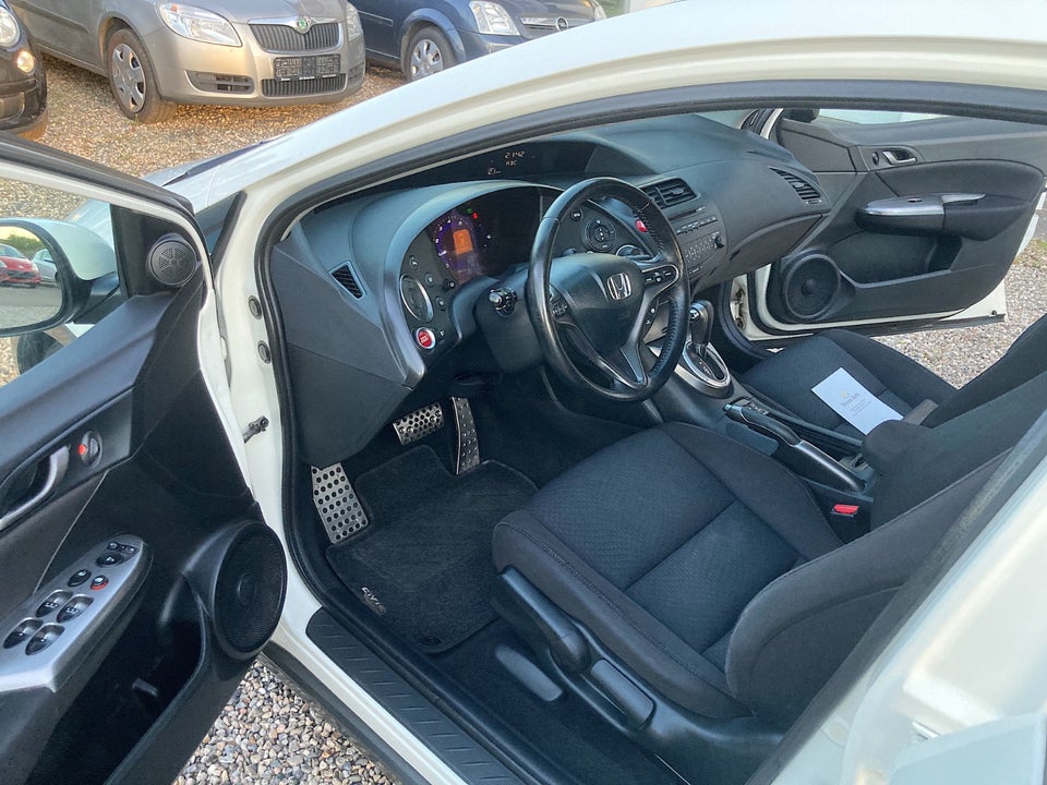 Honda Civic 1,8 Sport aut. 5d