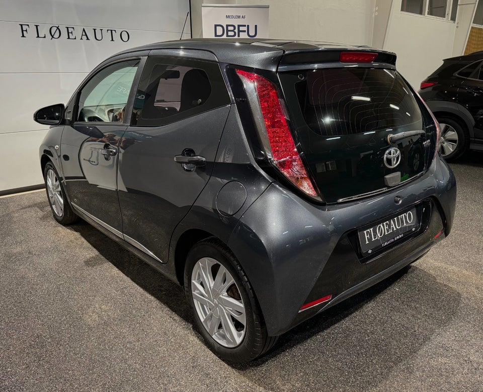 Toyota Aygo 1,0 VVT-i x-sky 5d