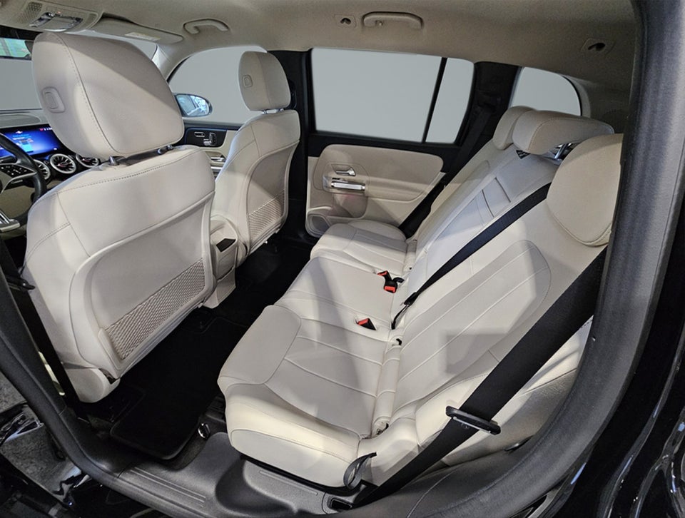 Mercedes EQB300 Progressive 4Matic 5d