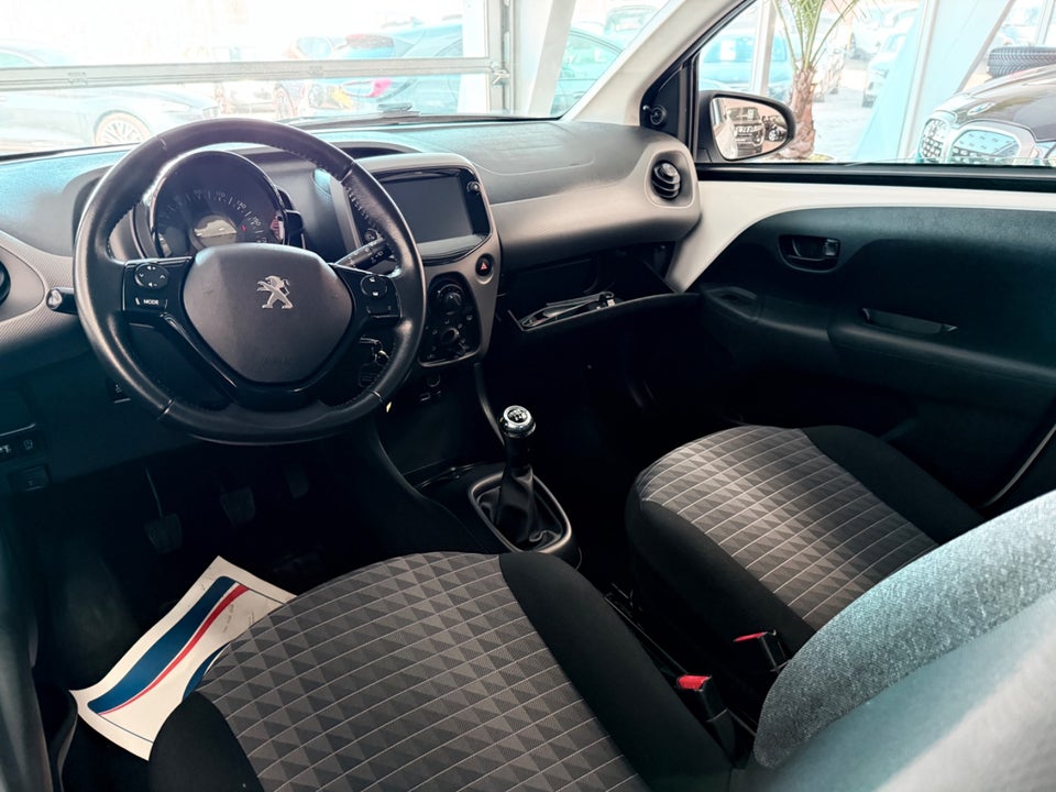 Peugeot 108 1,0 e-VTi 72 Prime 5d