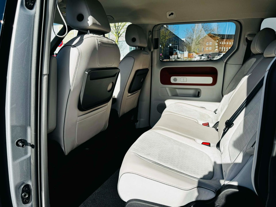 VW ID.Buzz 77 Style SWB 5d