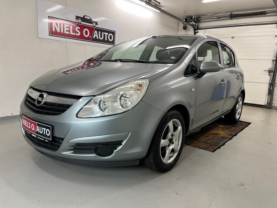 Opel Corsa 1,0 12V Enjoy 5d