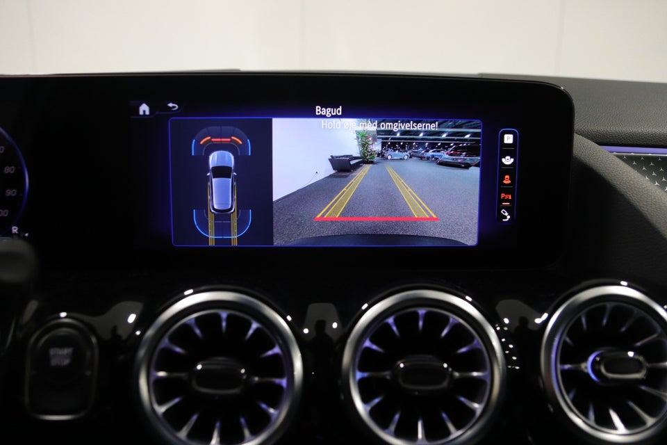 Mercedes EQA300 Progressive 4Matic Van 5d