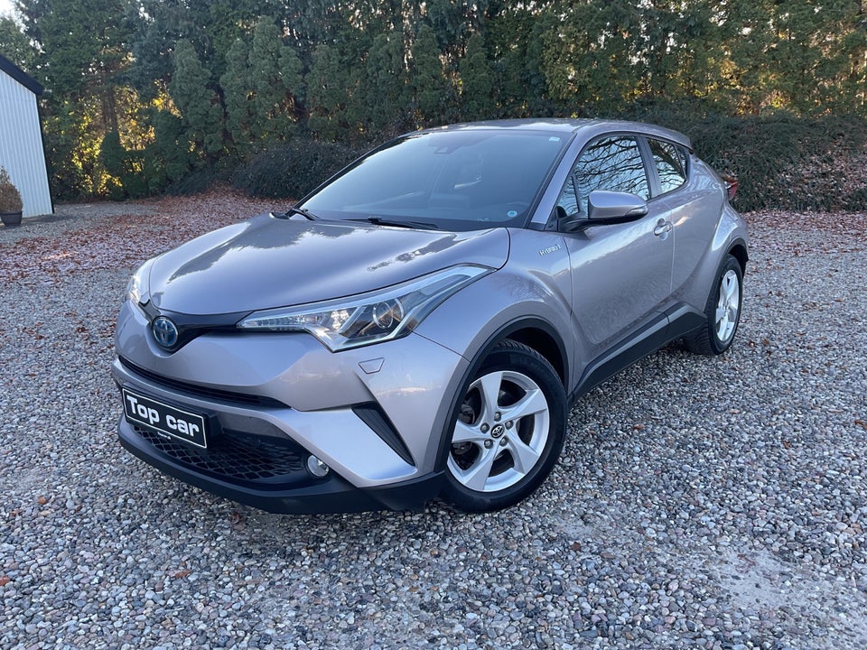 Toyota C-HR 1,8 Hybrid C-ENTER CVT 5d