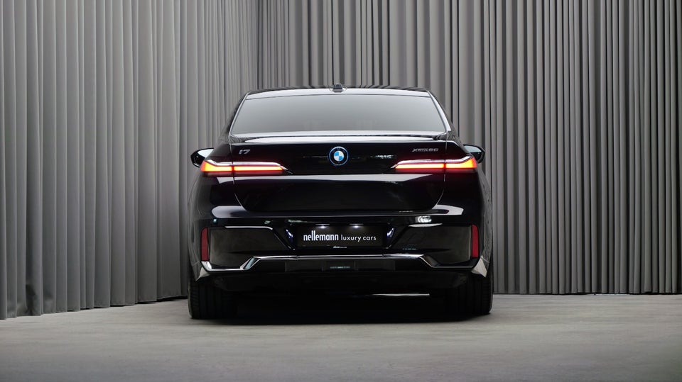 BMW i7 xDrive60 M-Sport 4d