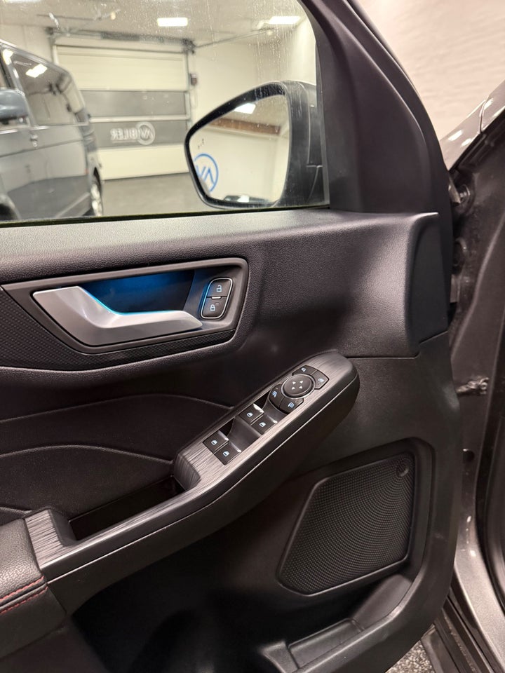 Ford Kuga 2,5 PHEV ST-Line X CVT 5d