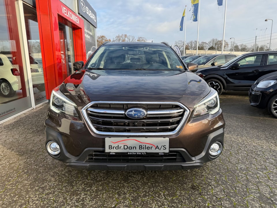 Subaru Outback 2,5 Summit CVT 5d