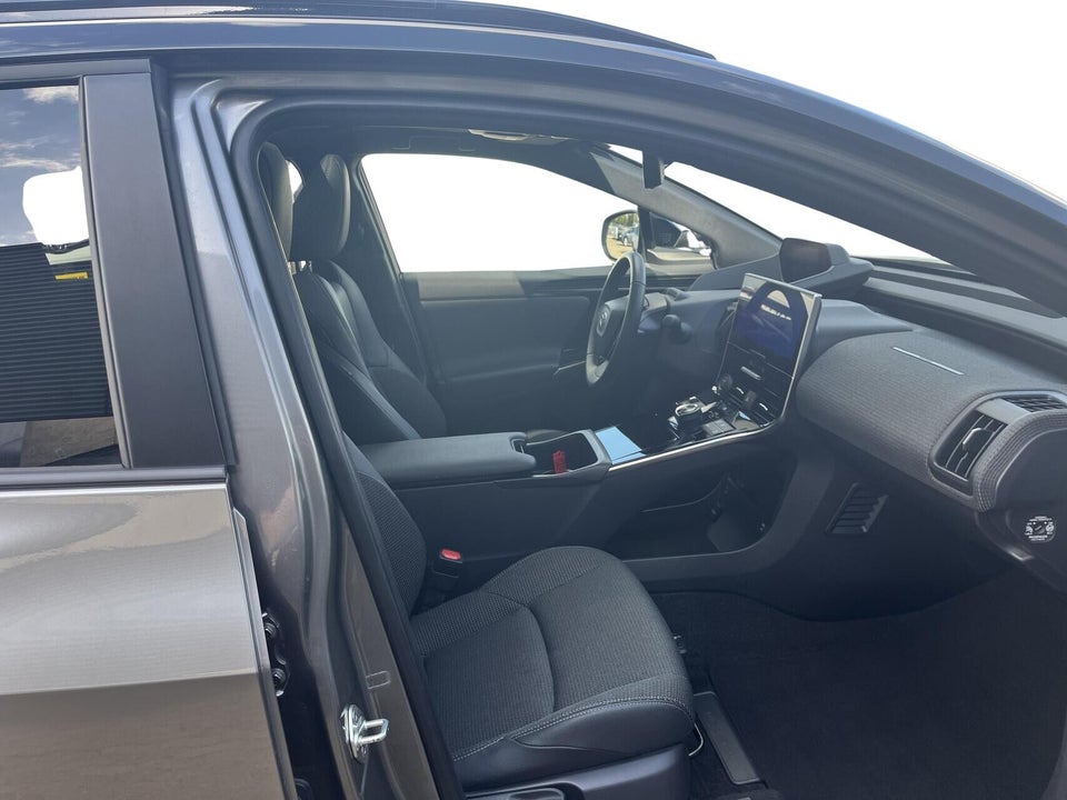 Toyota bZ4X Active Design 5d