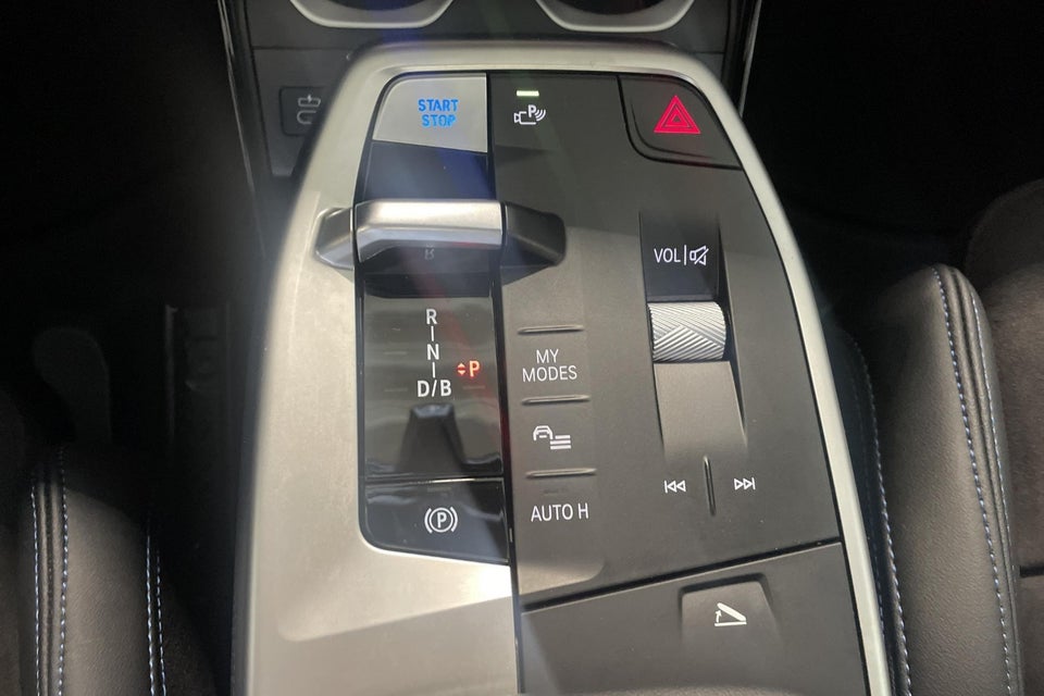 BMW iX1 eDrive20 M-Sport 5d