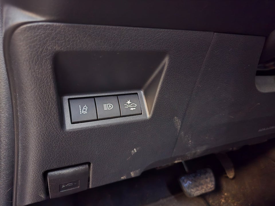 Toyota Yaris 1,5 Hybrid H3 Limited e-CVT 5d