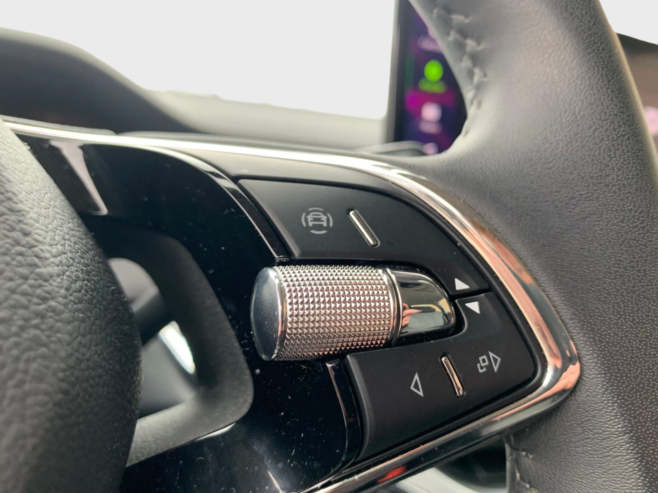 Skoda Enyaq 60 iV Loft 5d