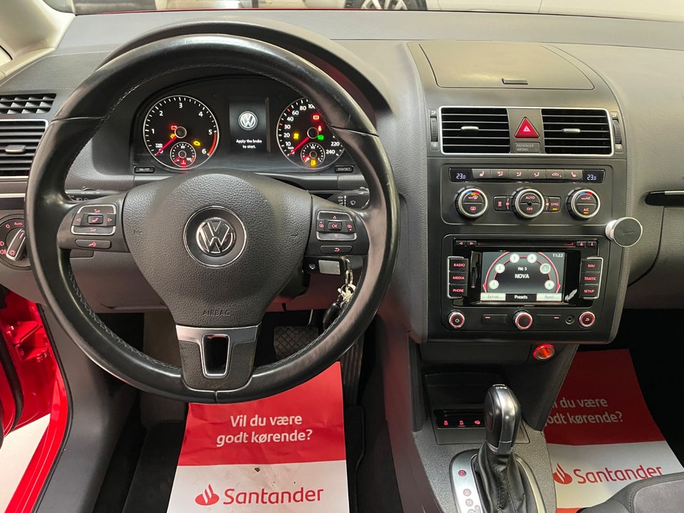 VW Touran 2,0 TDi 140 Highline DSG BMT Van 5d