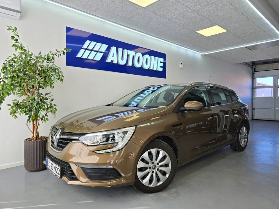 Renault Megane IV 1,2 TCe 100 Life 5d