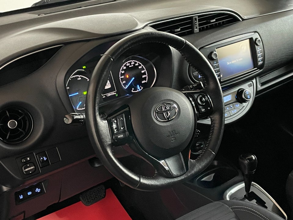 Toyota Yaris 1,5 Hybrid H2 e-CVT Van 5d