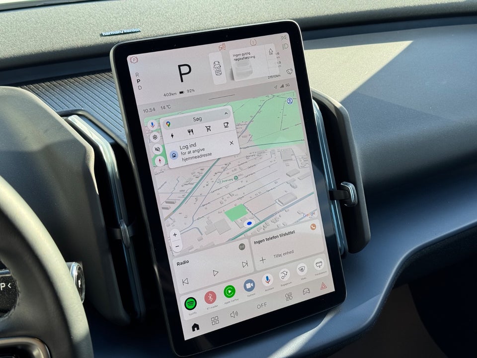 Volvo EX30 Extended Range Plus 5d