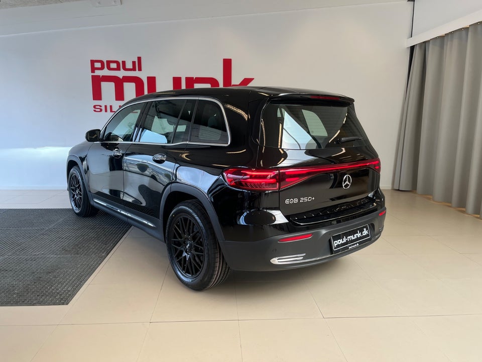 Mercedes EQB250+ Progressive Advance Plus 5d